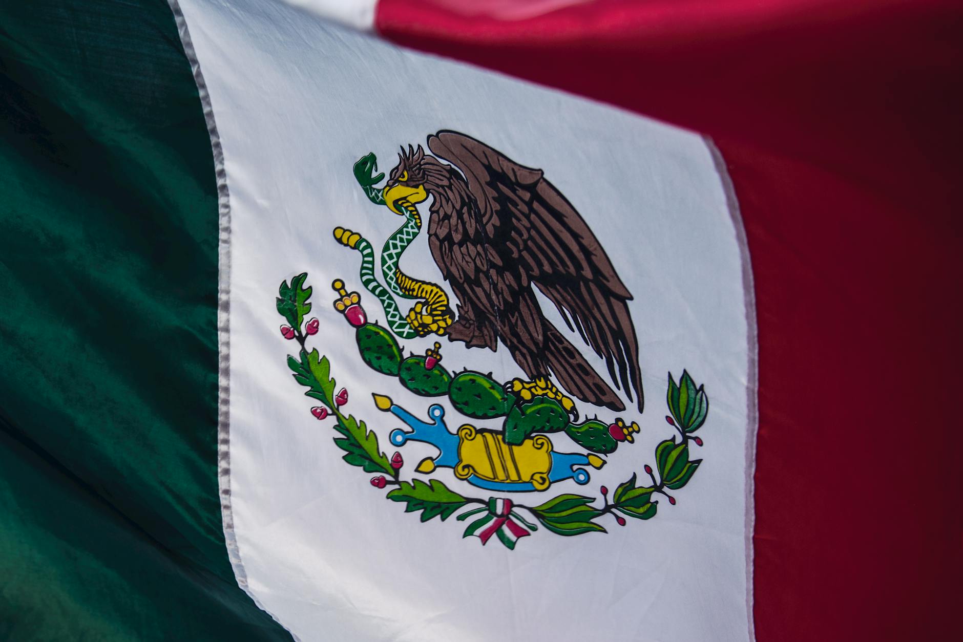How to Get Your Dual Citizenship with Mexico 2025
